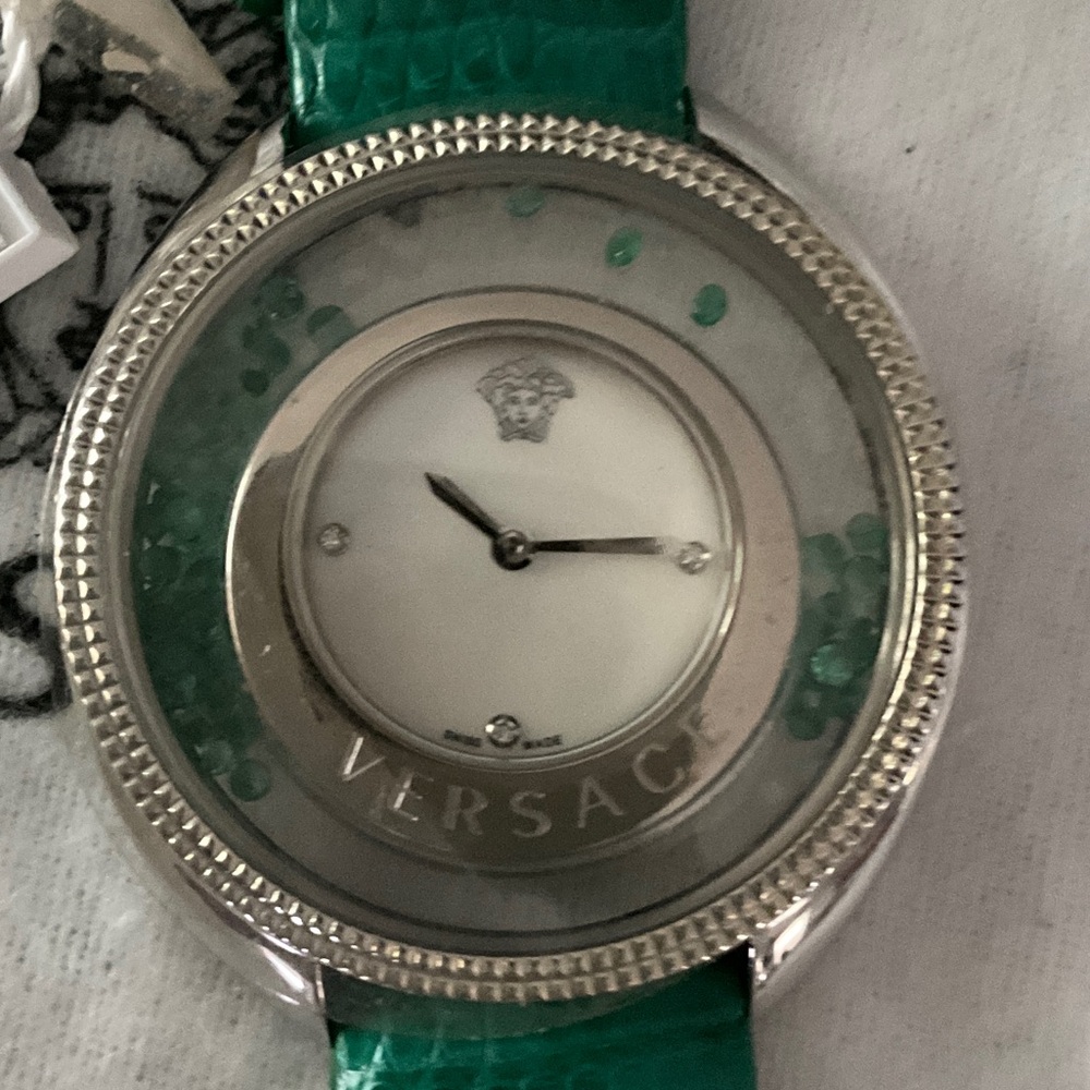 Versace Womens 86Q961MD497 S455 Destiny Precious
DIAMOND Floating Emeralds Watch - Picture 12 of 12
